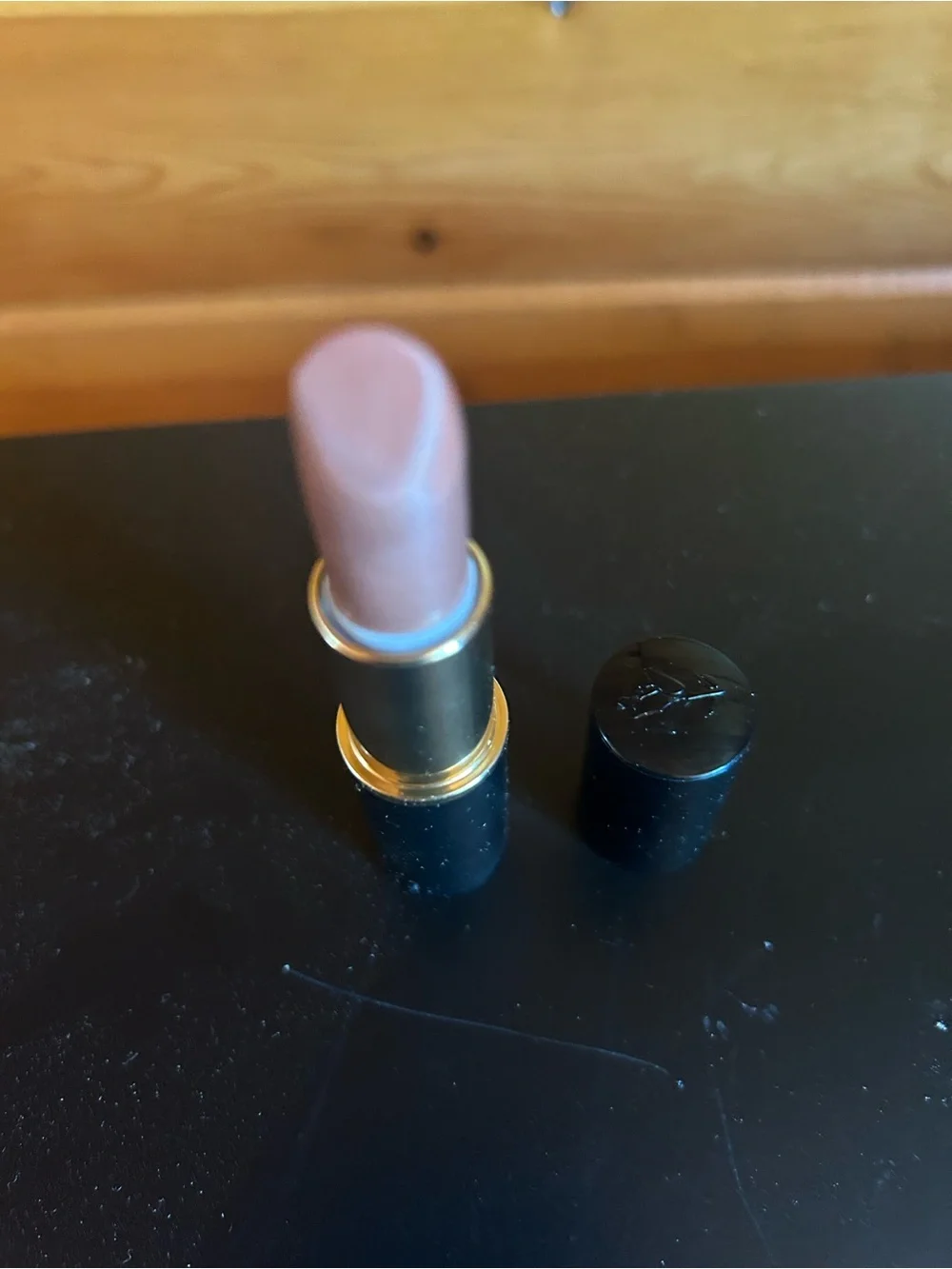 Lancôme Neutral Pink-Mauve Lipstick — Creamy Satin Finish